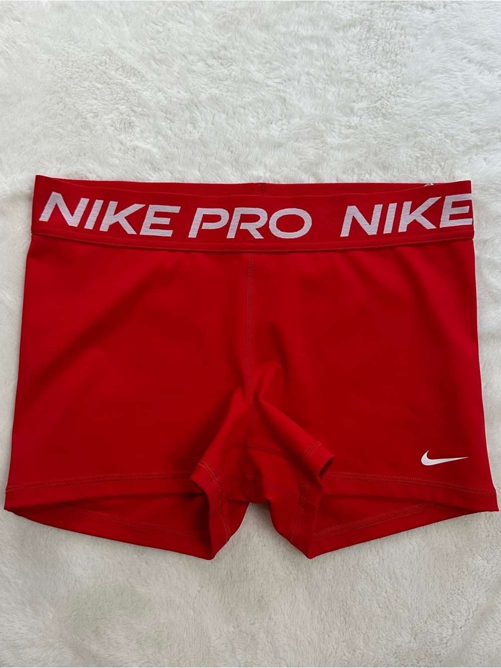 Nike Pro Women's 3" Shorts - University Red/White